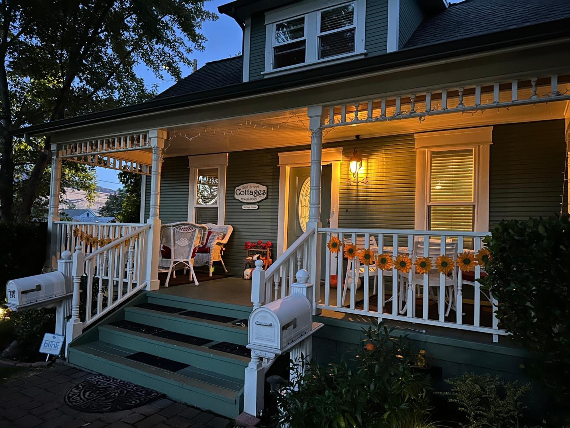 אשלנד Second Street Cottages מראה חיצוני תמונה